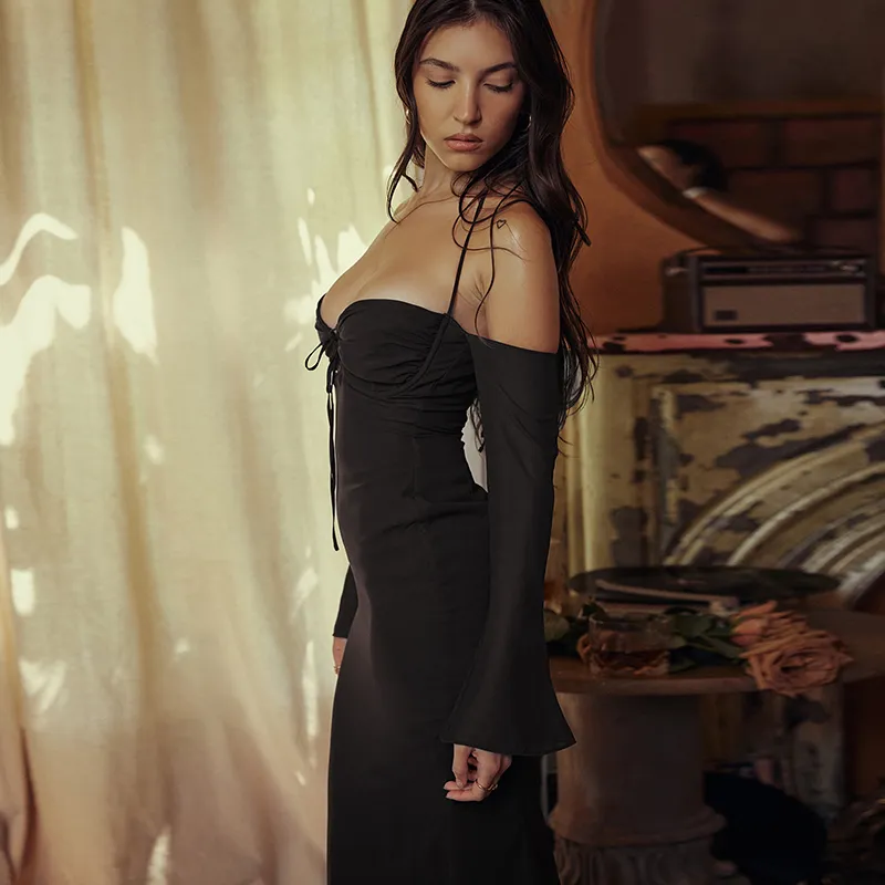 Curve-Hugging Midi Delight Bodycon Dress - Image 10