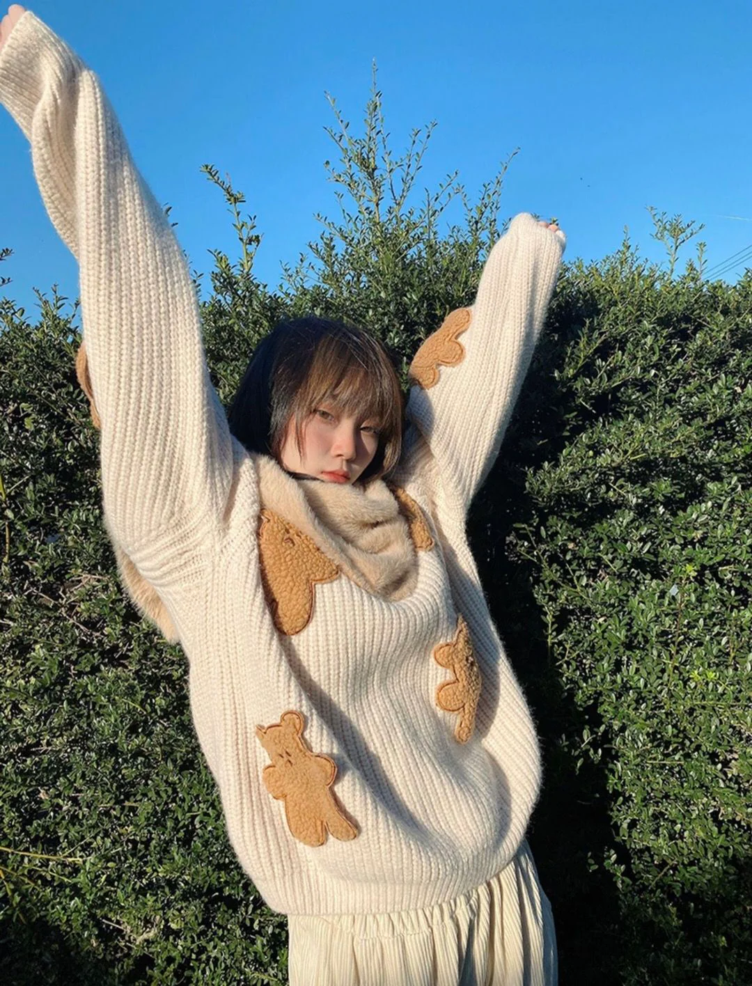 Dusty Bear Knitted Pullover - Image 11