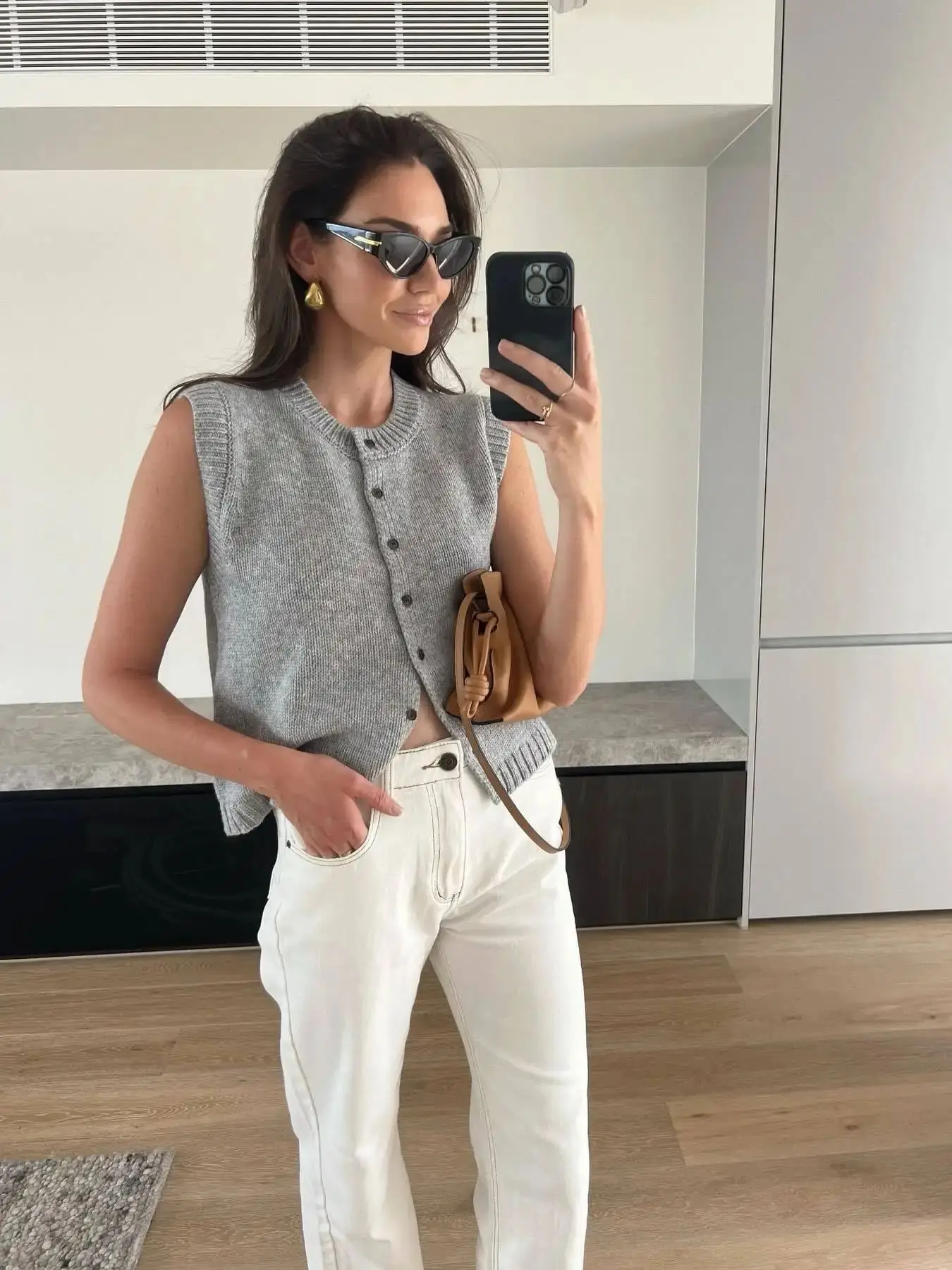 Elka Knitted Vest Cardigan - Image 9