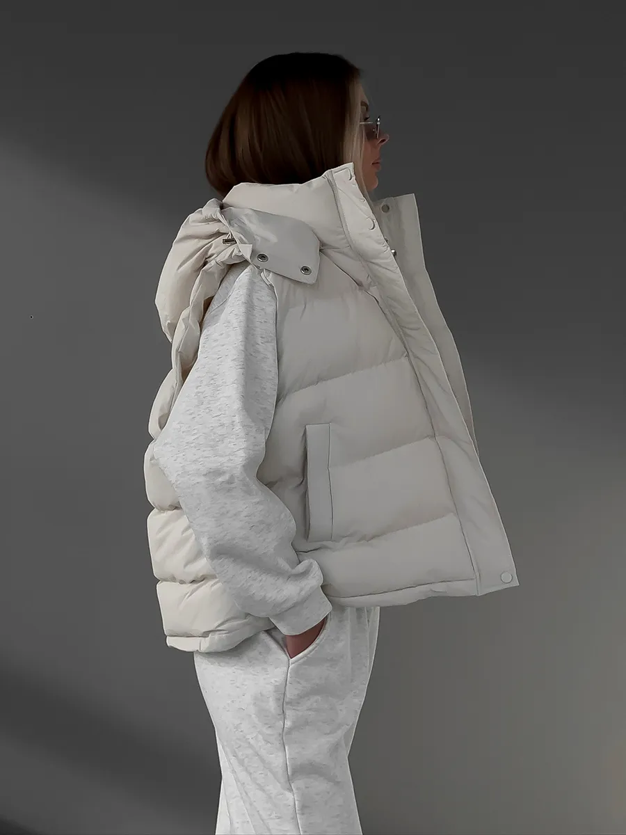 Frosty Fusion Puffer Vest - Image 10