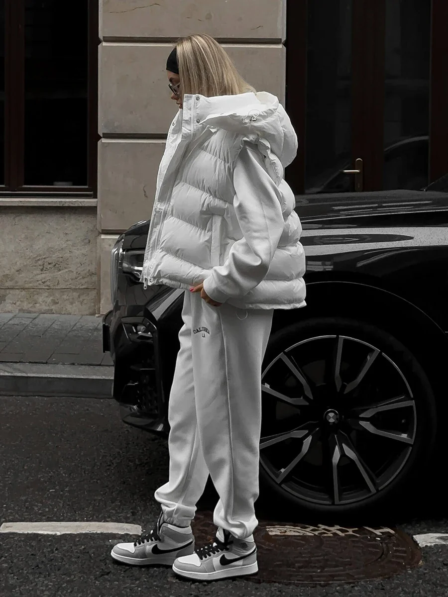 Frosty Fusion Puffer Vest - Image 4