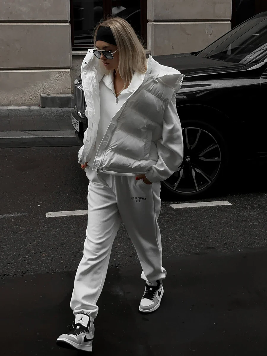 Frosty Fusion Puffer Vest - Image 5