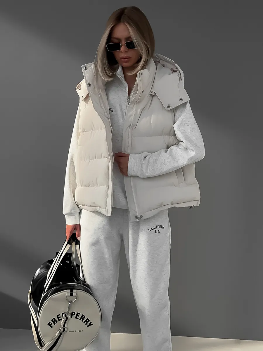 Frosty Fusion Puffer Vest - Image 9