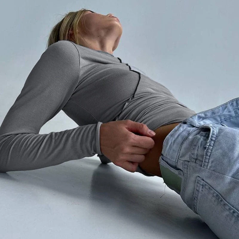 Ginny Turtleneck Spilt Line Top - Image 4