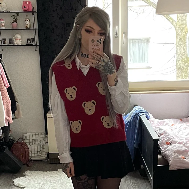 Kare Bear Printed Vest - Image 6