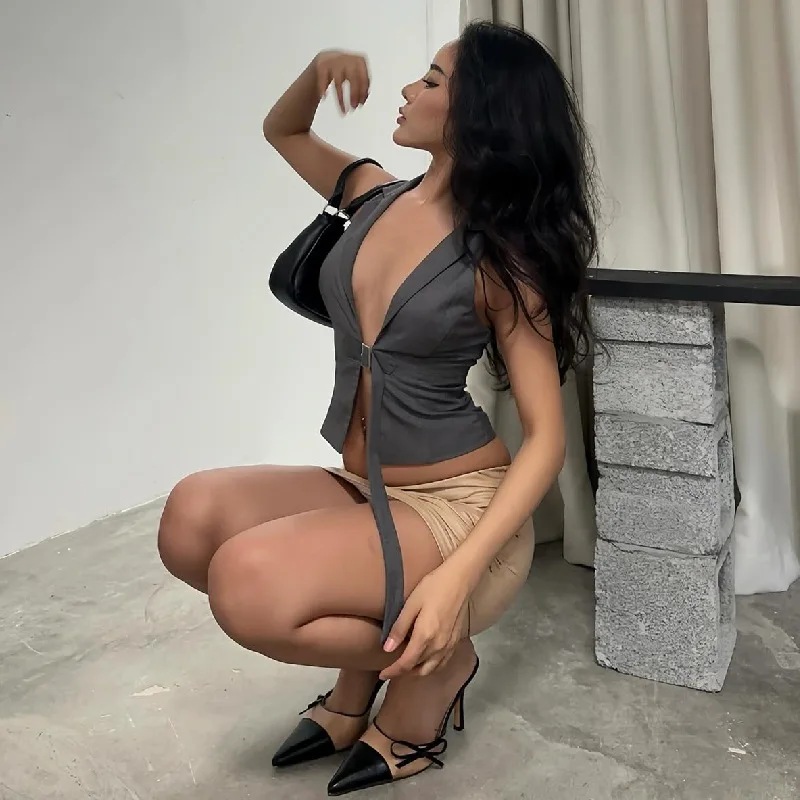 Nyssa Sleek Buckle V-Neck Vest - Image 7