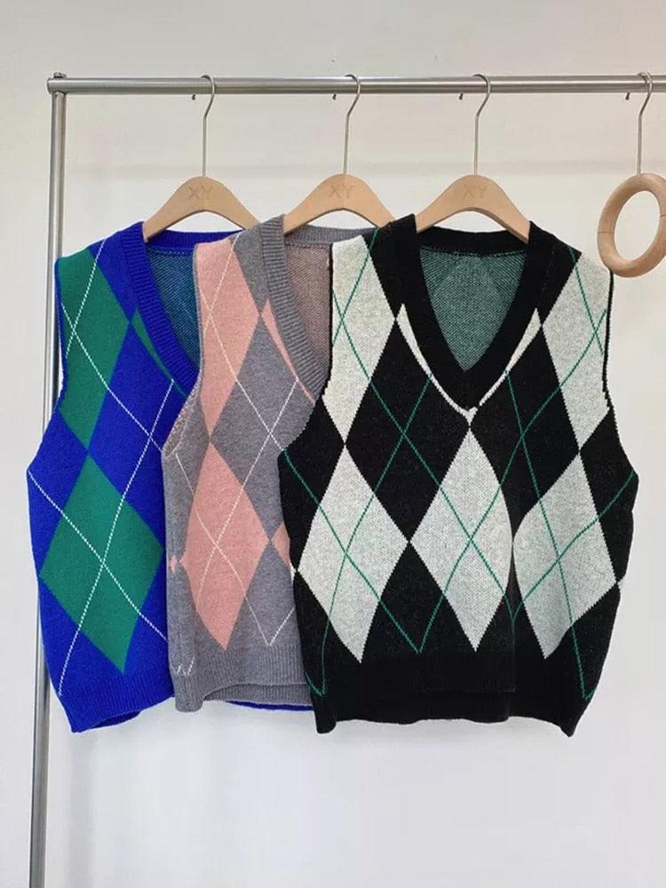 Runaway Oversized Sweater Vest - Image 16