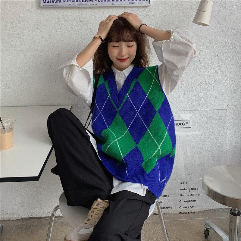 Runaway Oversized Sweater Vest - Image 4