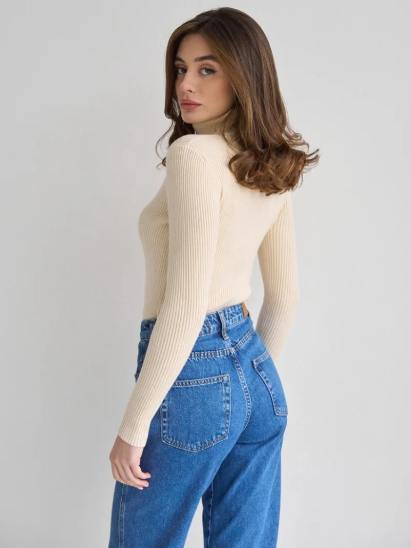Slimline Turtleneck Knitted Top - Image 12