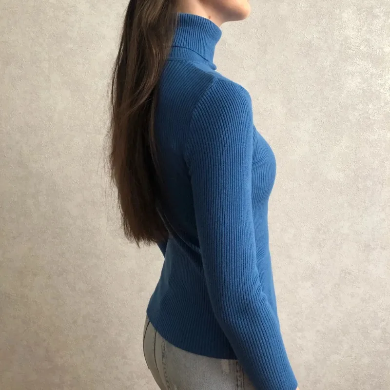 Slimline Turtleneck Knitted Top - Image 5