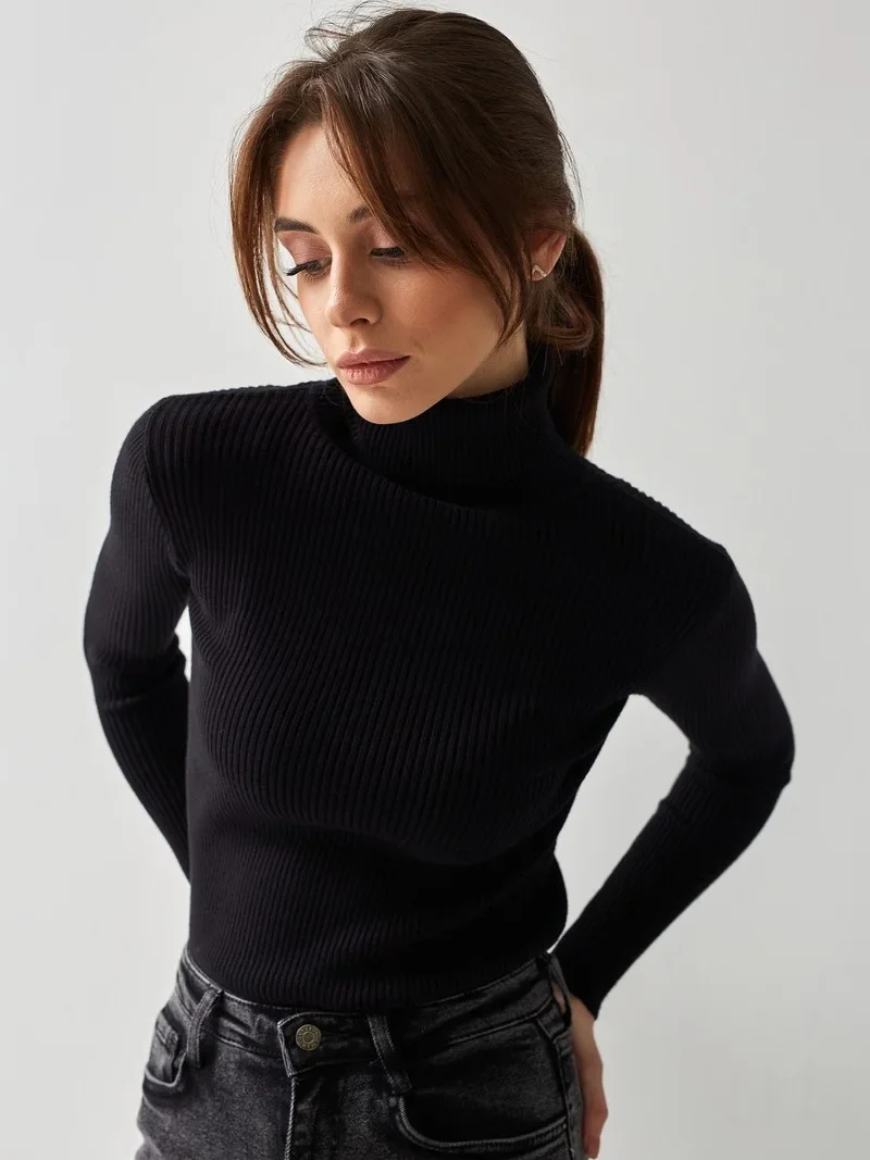 Slimline Turtleneck Knitted Top - Image 6