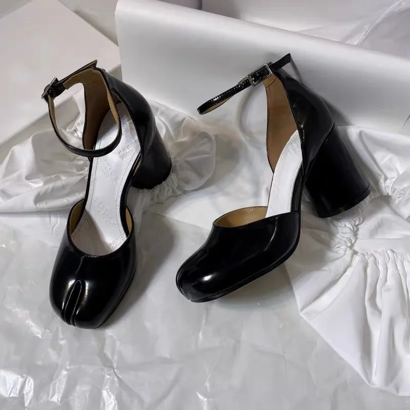 Tabi Temptation High Heels - Image 15