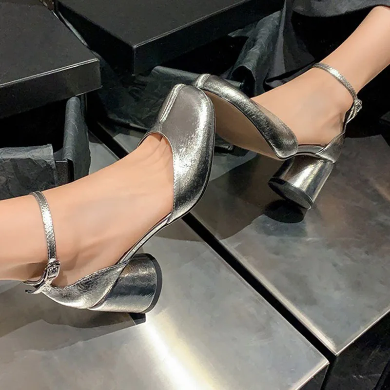 Tabi Temptation High Heels - Image 17