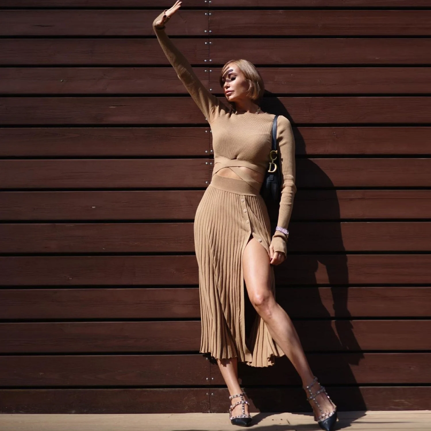 Verandah Pleated Long Skirt Set - Image 13