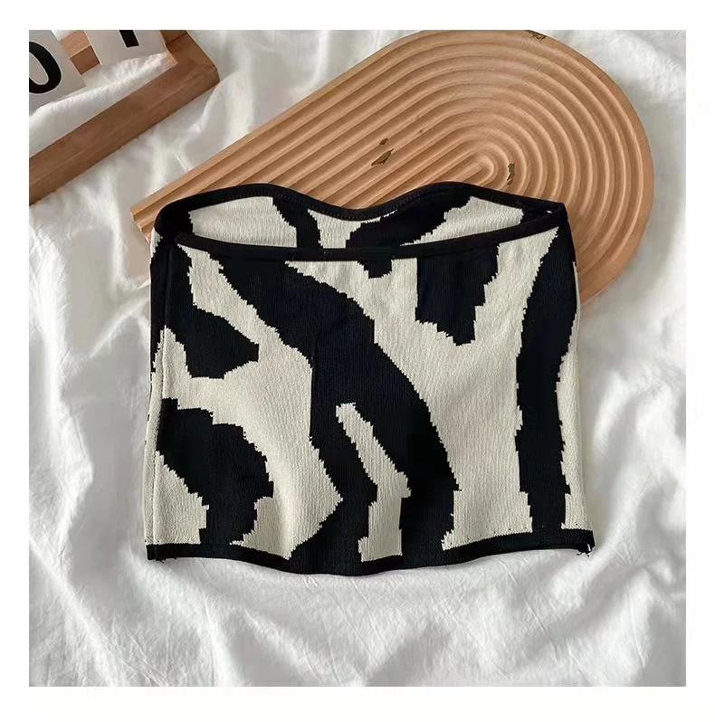 Zoe Stripes Tank Top - Image 10