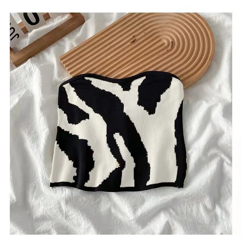 Zoe Stripes Tank Top - Image 9